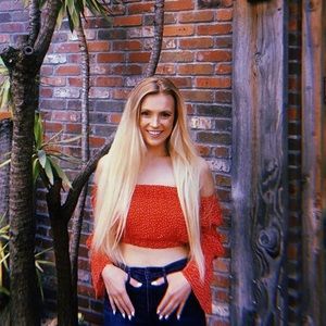 ❤️VDAY❤️Red Bell Sleeve Top